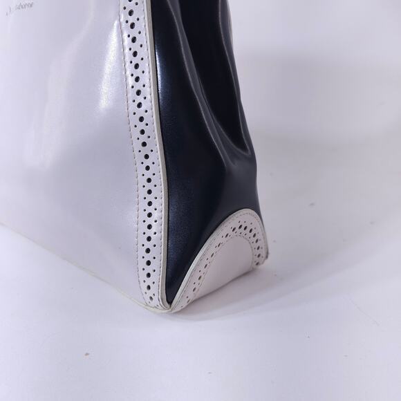 Liz Claiborne Shoulder Bag Cream Black Patent Leather Handbag Classiccore Preppy - Picture 5 of 13